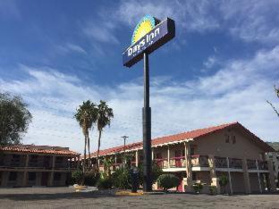Days Inn By Wyndham Tucson City Center Chambre photo